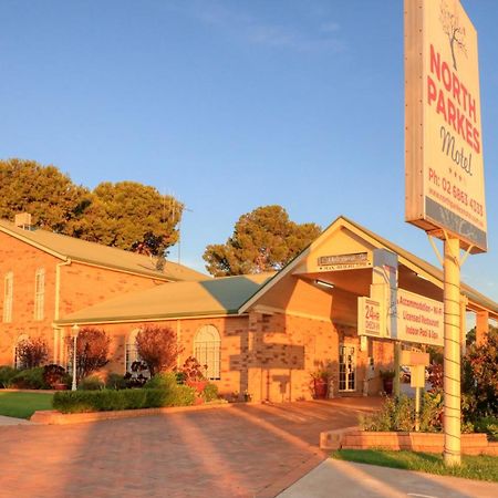 North Parkes Motel Экстерьер фото