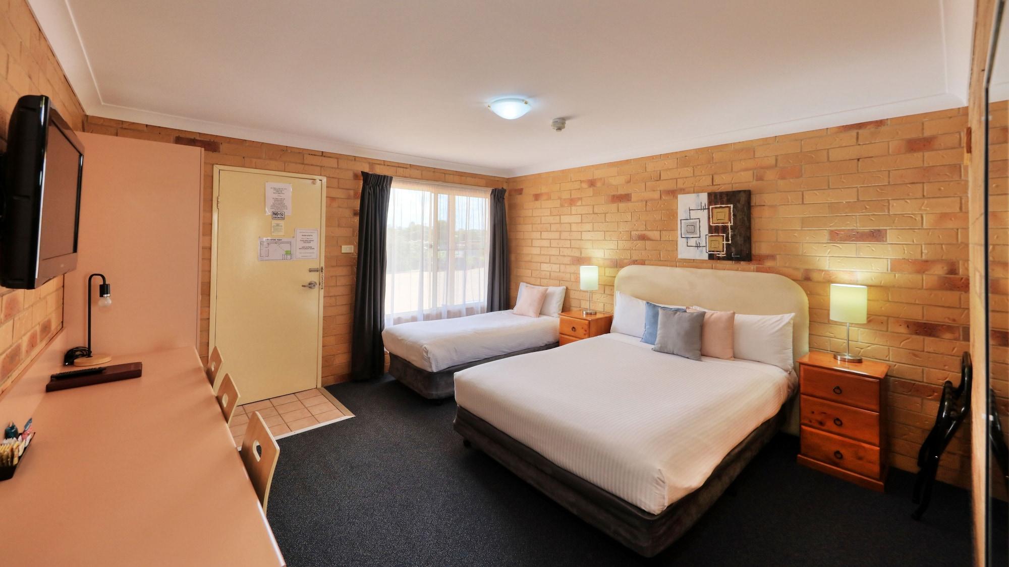North Parkes Motel Экстерьер фото